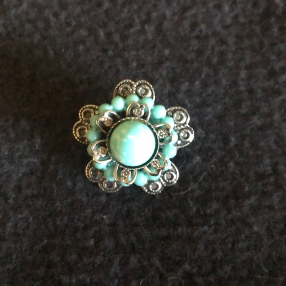 Turquoise and silver costume jewelry pin - Picture 2 of 3